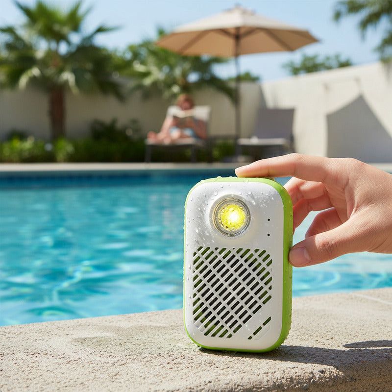 Bro Mini Parlante Clic Bluetooth 5.4 Impermeable Ipx67 Linterna